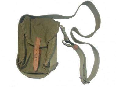 Tarpaulin bag for a shovel