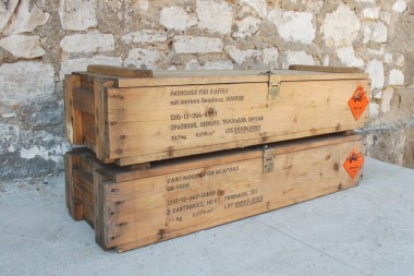 SKRZYNIA 107cm PO POCISKACH ARMATA MORSKA 76mm