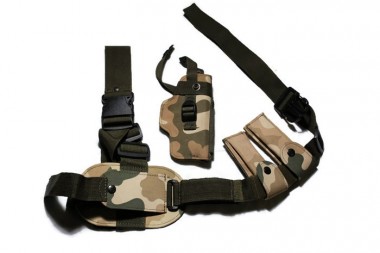 Femoral holster with pouches for P-83  pistol